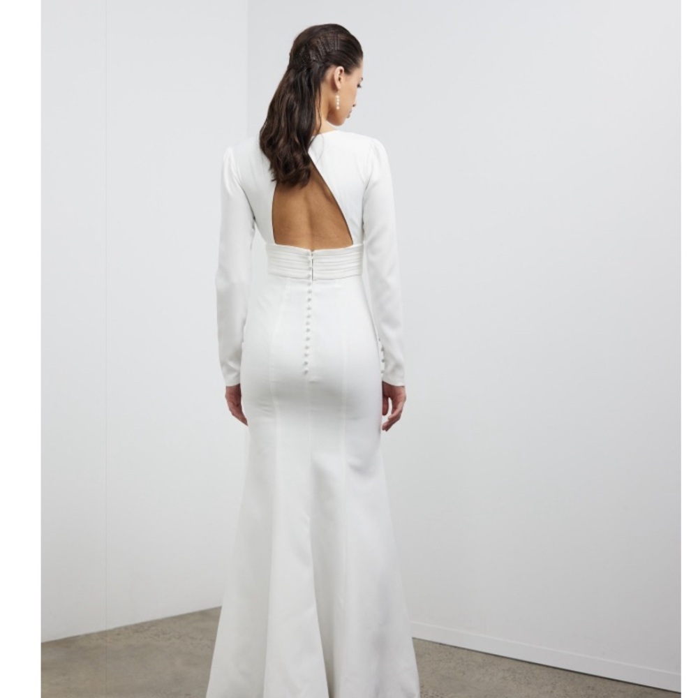 Long Sleeve Plunge Wedding Dress
New ChiChi London